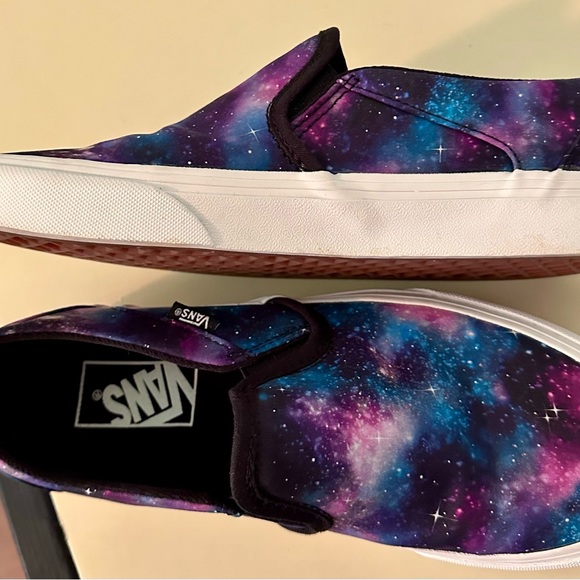 Women’s Classic slide on Vans galaxy print sz 7 like new - Picture 6 of 9